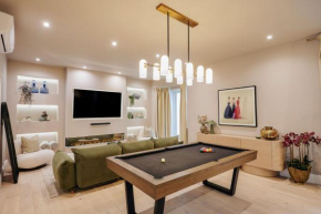 Luxury Fulham Townhouse with a Bar & Games Room